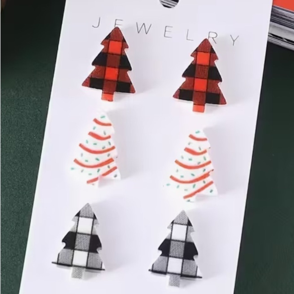 Festive Tree Earrings Set - Picture 3 of 4